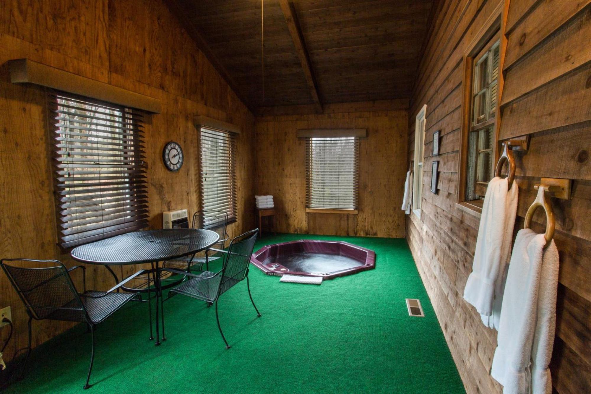 Forrest Hills Mountain Resort Dahlonega Eksteriør billede